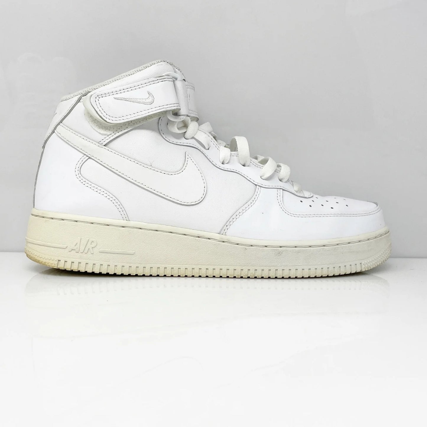 Nike Men Air Force 1 Mid 07 Size